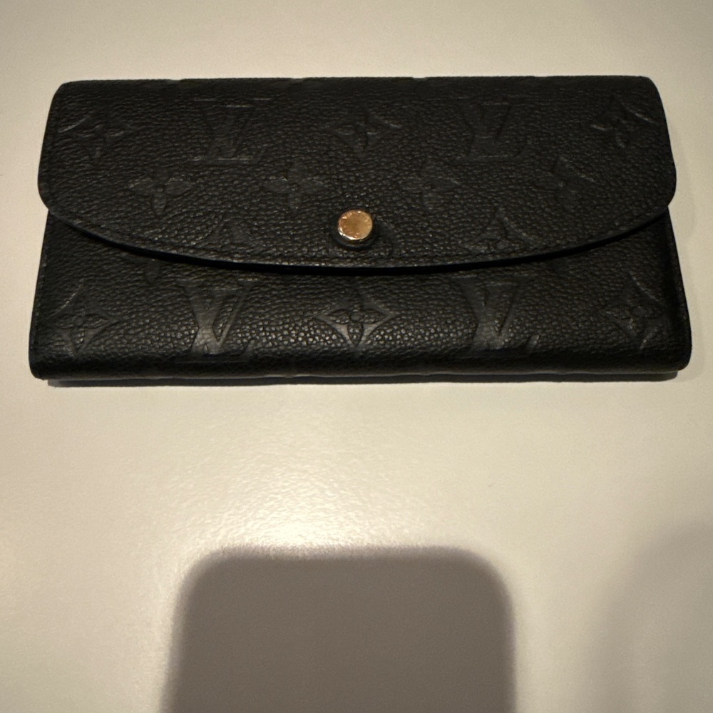 Used Louis Vuitton Emilie Wallet